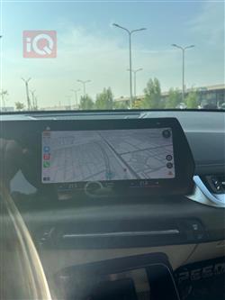 بی ئێم دەبڵیو X1